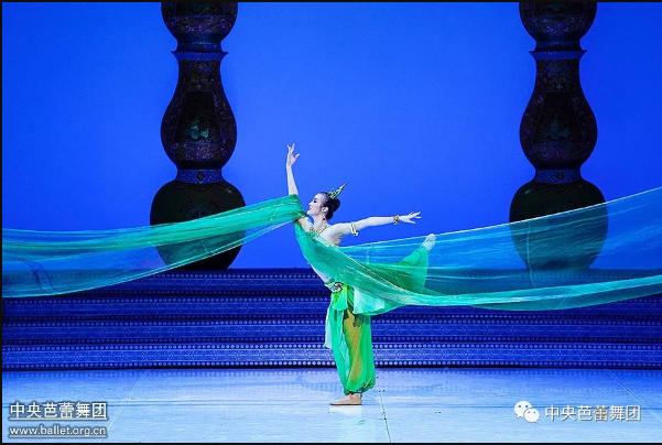 说明: 说明: http://39.96.12.65:82/_img/ballet/2019/08/19/20190819152540601001.png