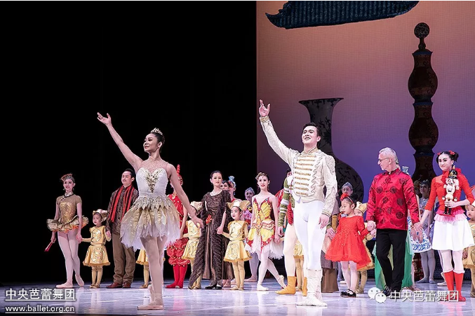 说明: 说明: http://39.96.12.65:82/_img/ballet/2019/08/19/20190819152804649001.png