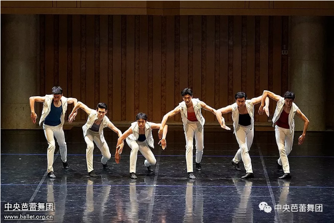 说明: 说明: http://39.96.12.65:82/_img/ballet/2019/09/11/20190911085215732001.png