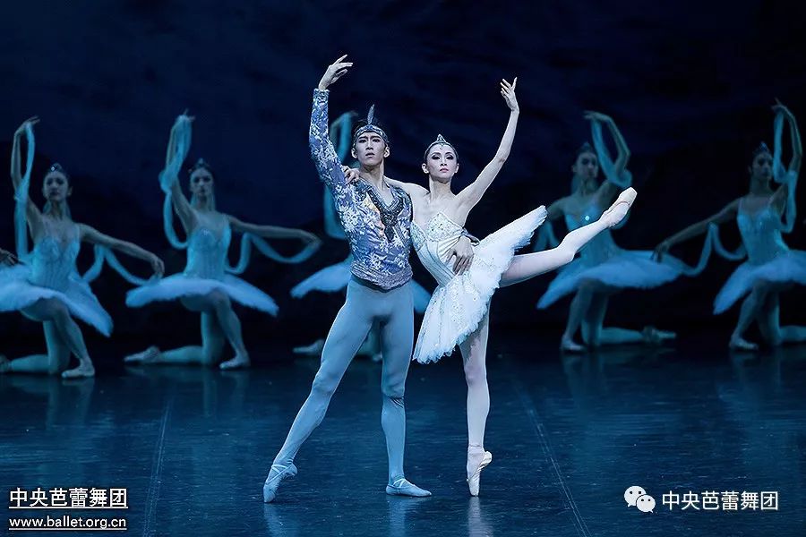 说明: 说明: http://39.96.12.65:82/_img/ballet/imageRepository/293a1e08-c234-4910-ac7b-974453d959e6.jpg