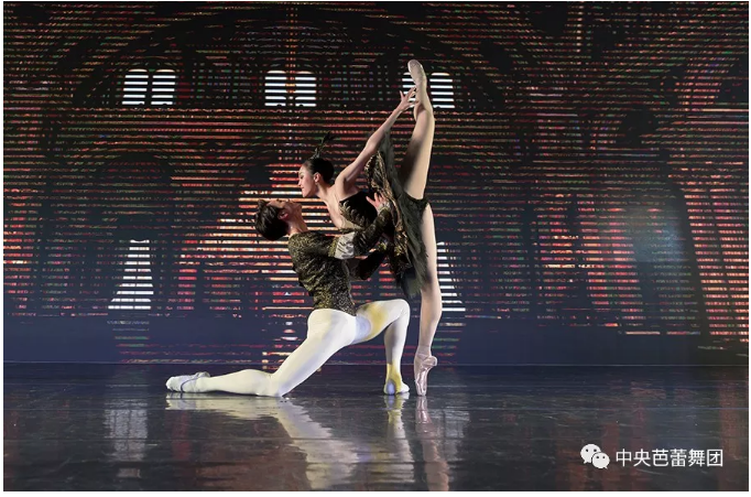 说明: 说明: http://39.96.12.65:82/_img/ballet/2019/08/17/20190817134028131001.png