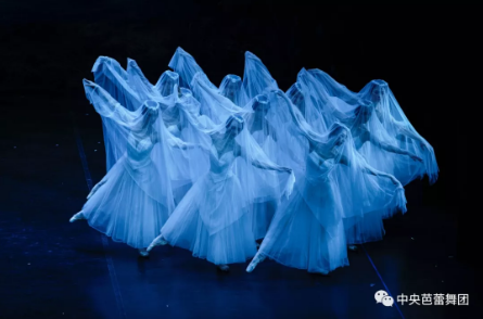 说明: 说明: http://39.96.12.65:82/_img/ballet/2019/08/19/20190819103141250001.png