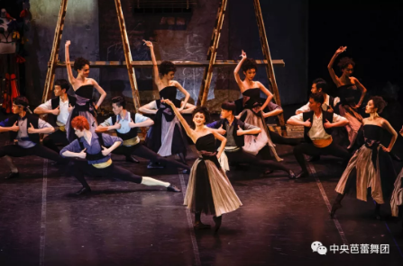 说明: 说明: http://39.96.12.65:82/_img/ballet/2019/08/19/20190819103252499001.png